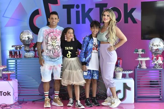 TikTok 登顶巴西下载榜，电商野心能否改写拉美格局？