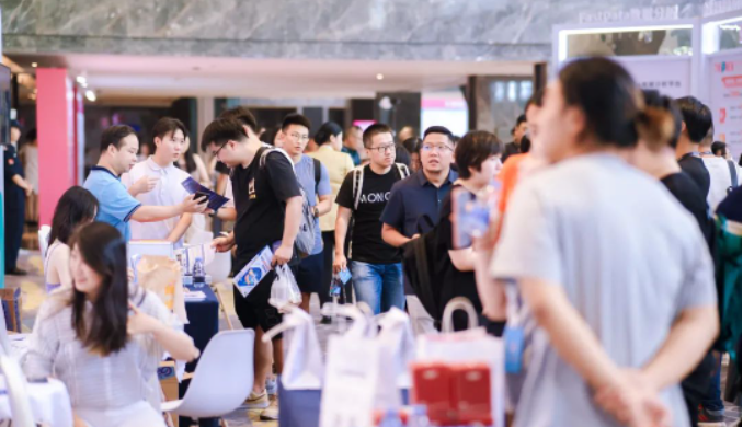 TikTok最热机会、爆品方法、避坑指南，全球第一MCN、品牌、TSP的创始人，近40位知名从业者干货分享！