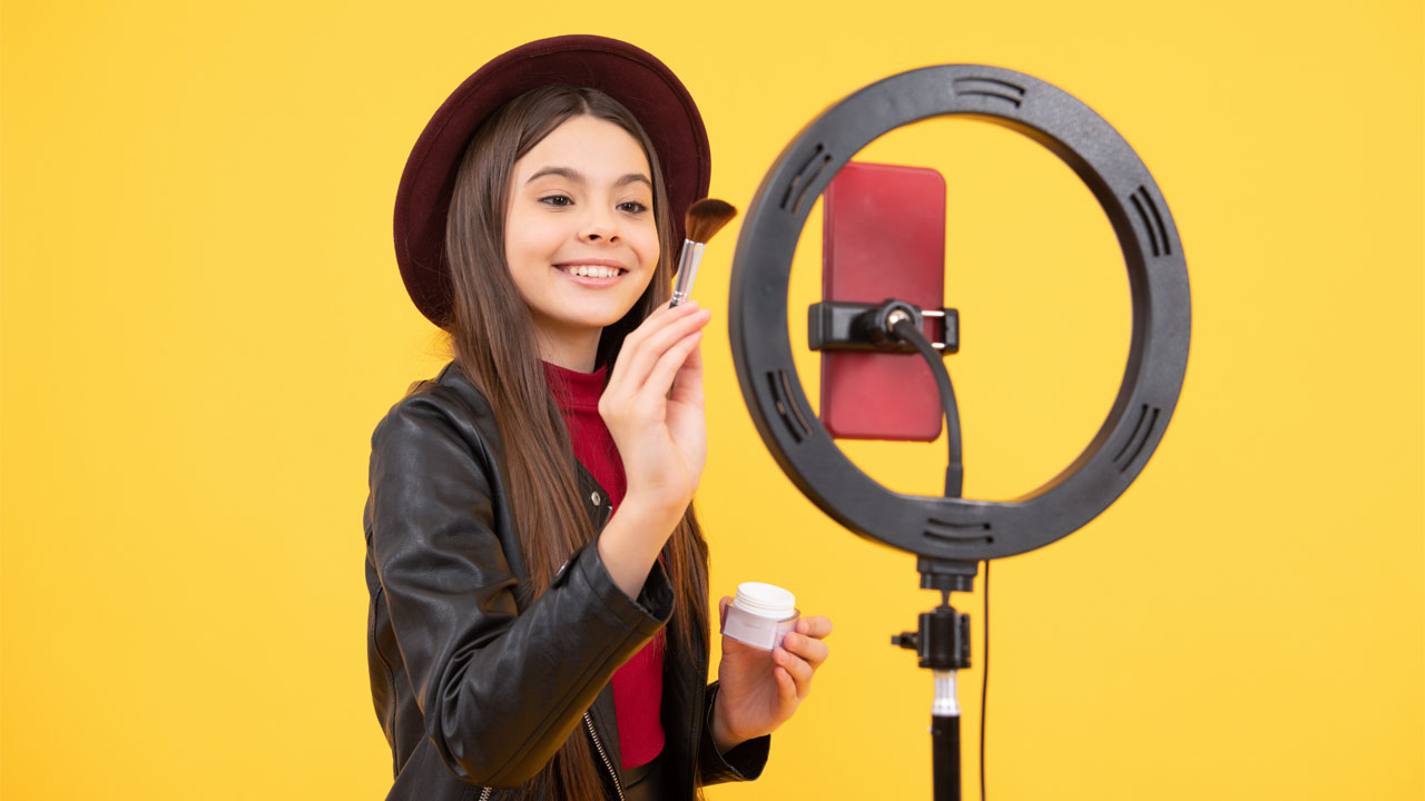 TikTok的多方位发展:从早餐神器到社交新领域