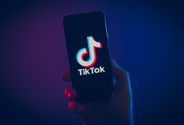 如何用国内手机注册TikTok及购物逻辑